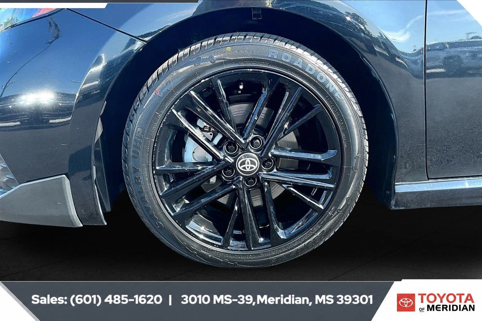 Used 2025 Midnight Black Metallic Toyota SE (Natl) image 7