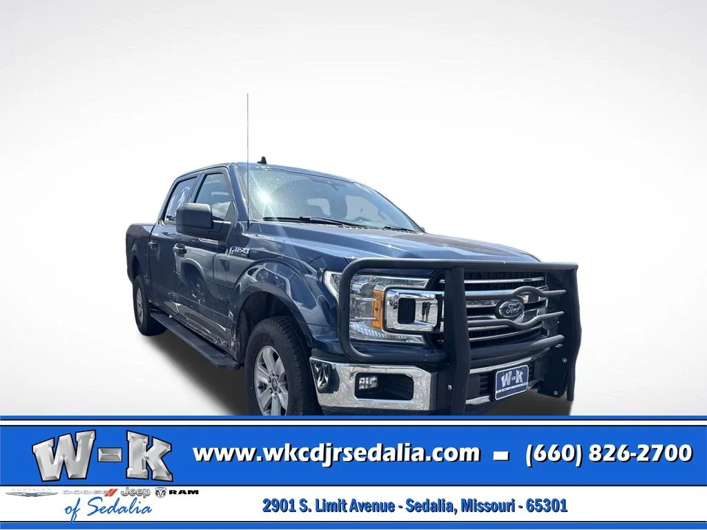 Used 2020 Blue Ford XLT image 1