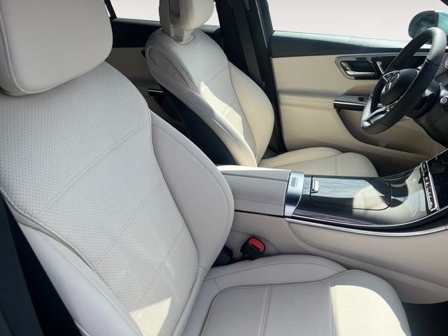 New 2026 Verde Silver Metallic Mercedes-Benz GLC 300 image 15