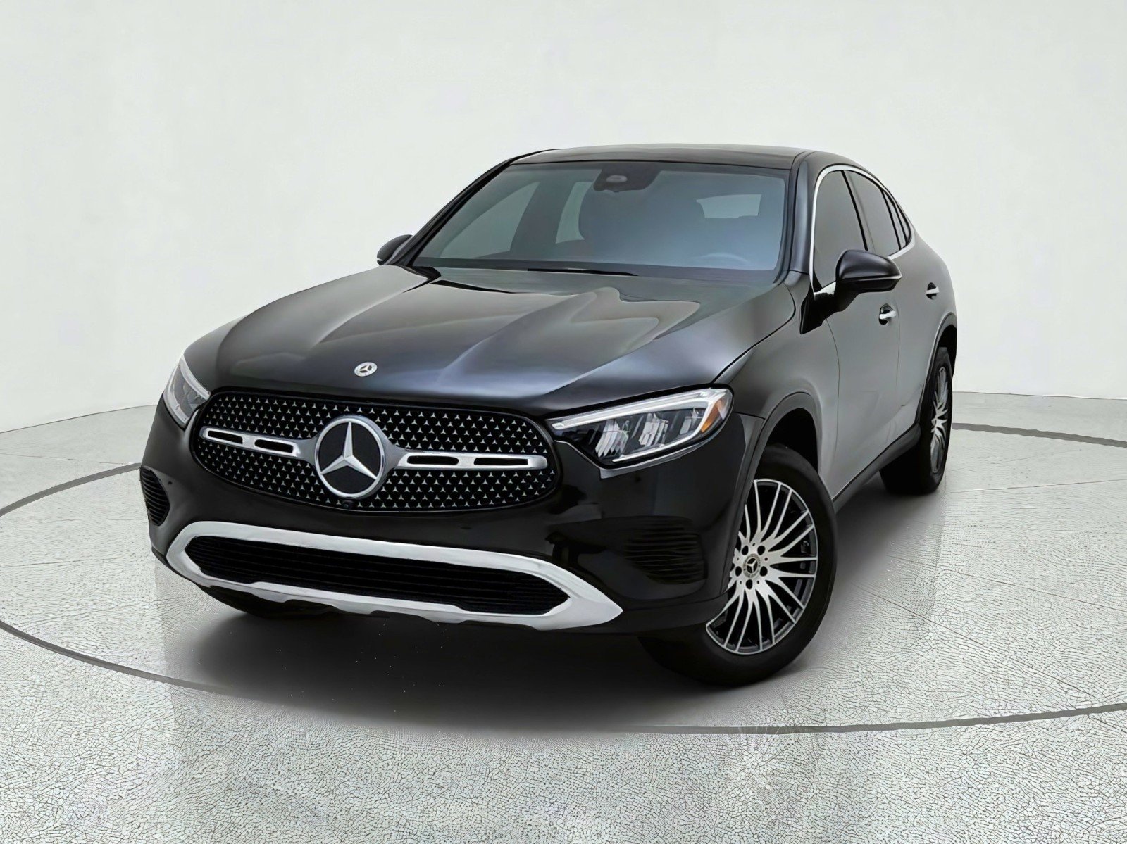 Certified Used 2025 Obsidian Black Metallic Mercedes-Benz GLC 300 image 2