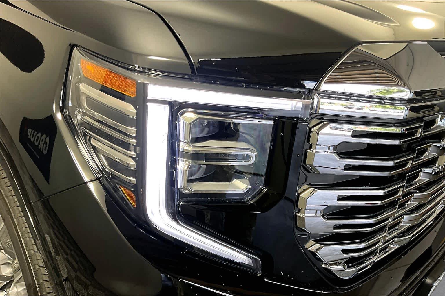 Used 2026 Onyx Black GMC Denali image 27