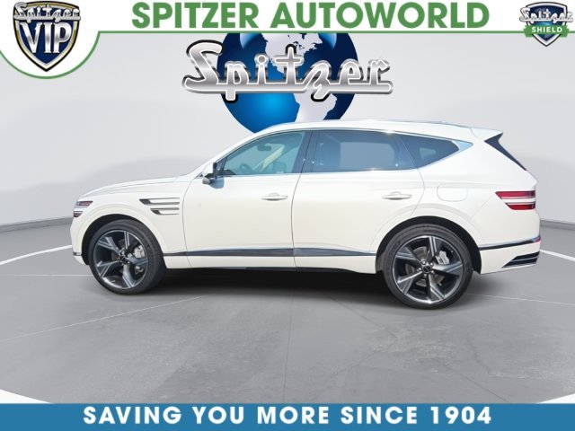 Used 2025 White Genesis 2.5T Prestige image 7