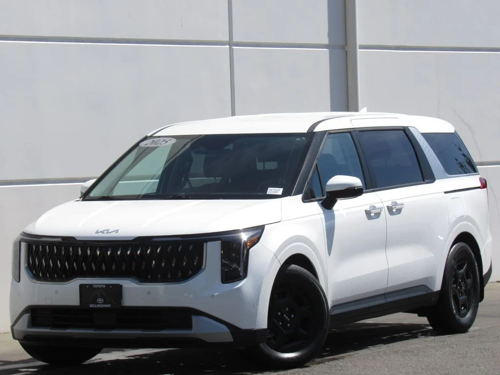 2025 Kia Sedona LXS's photo