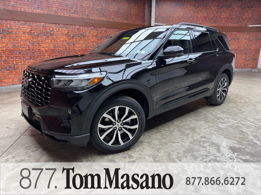 2026 Ford Explorer ST-LINE 4WD's photo