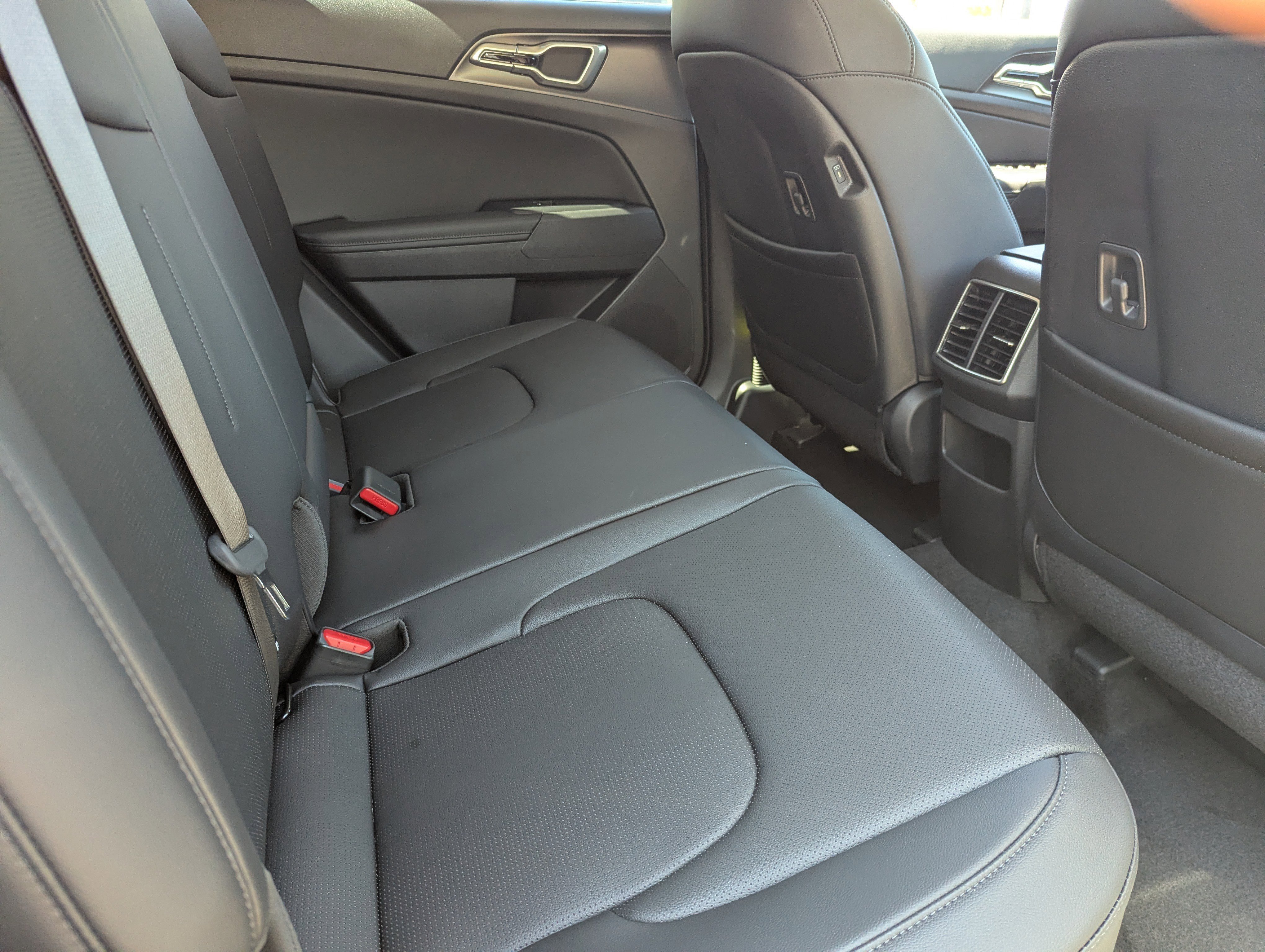New 2026 Fusion Black Kia EX image 11