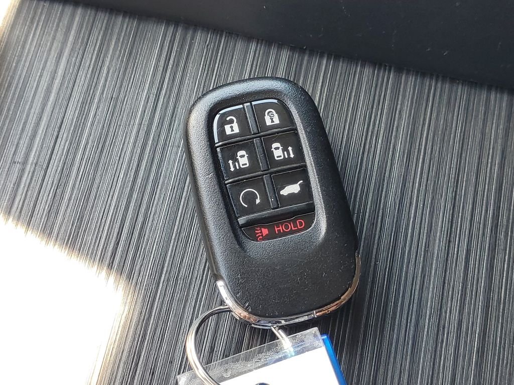 2025 Honda Odyssey EX-L - Photo 33