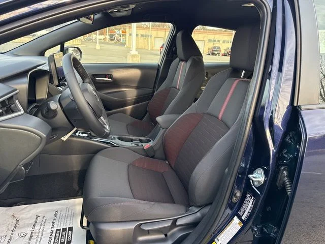 2026 Toyota Corolla SE - Photo 11