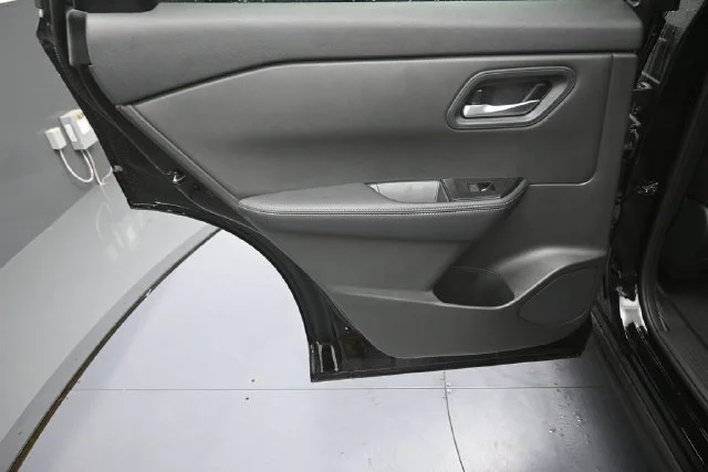 New 2027 Black Nissan SV image 10
