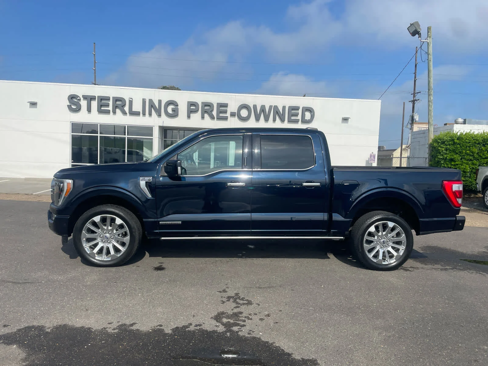 2023 Ford F-150 Limited 4x4 SuperCrew 5-1/2 Box's photo