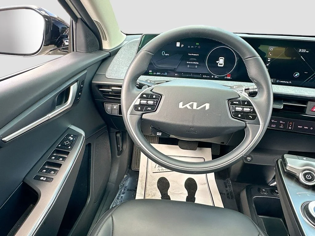 Certified Used 2024  Kia Light image 22