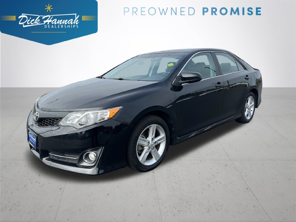 Used 2014 Attitude Black Metallic Toyota SE image 1