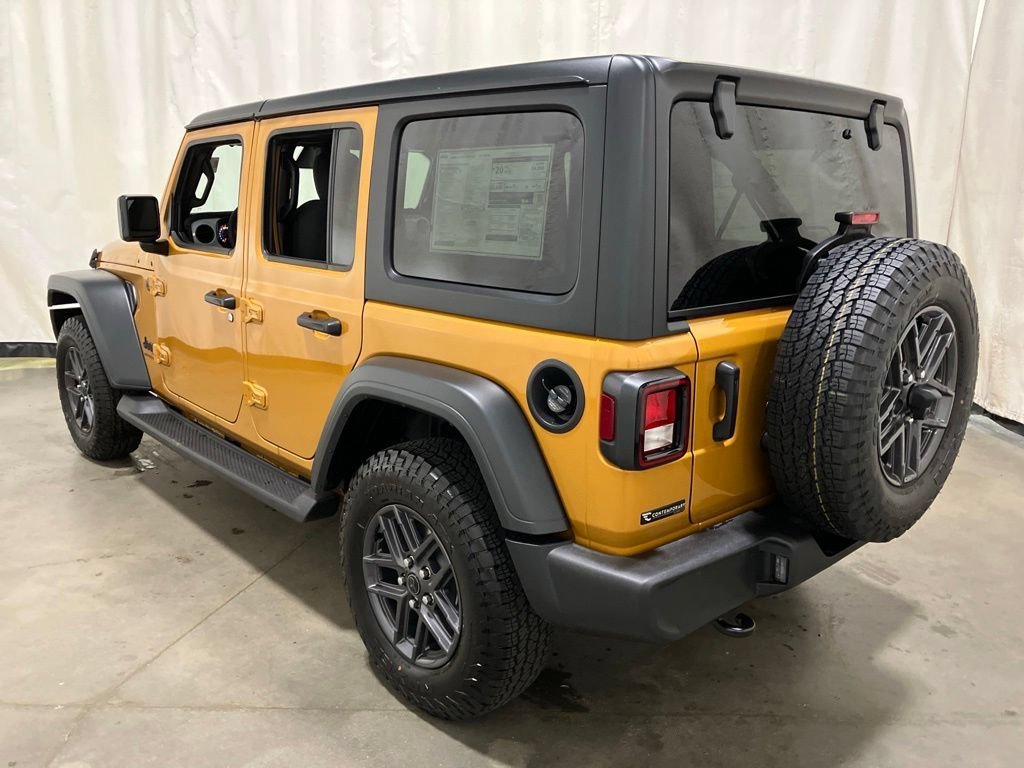 New 2026 Goldilocks Exterior Paint Jeep Sport S image 23