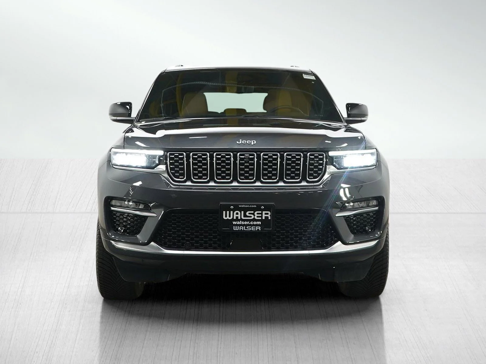 Used 2024 Baltic Gray Metallic Clearcoat Jeep Summit Reserve image 8