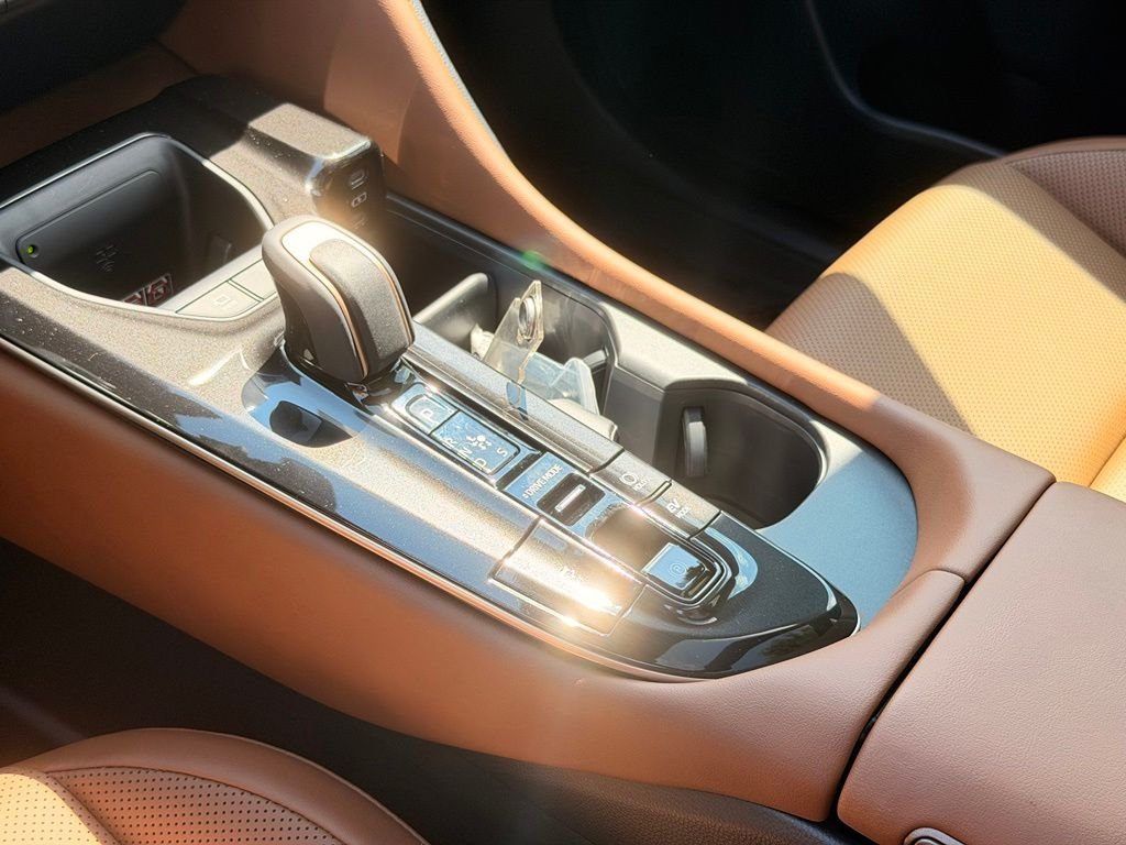 New 2026 Oxygen White Toyota Limited image 15