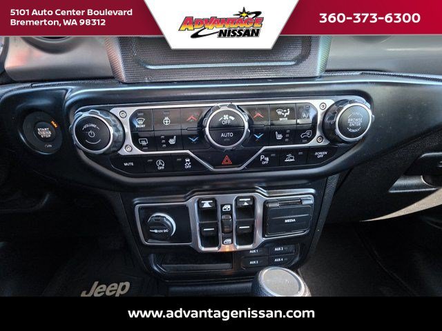 Used 2020 Sting-Gray Clearcoat Jeep Sport S image 19