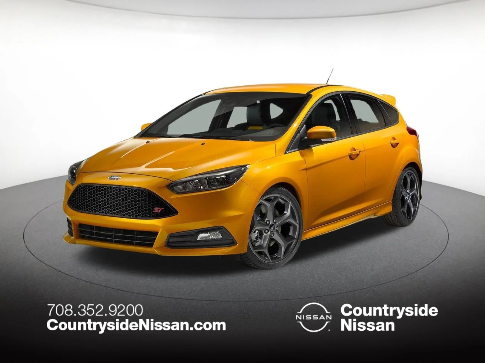 2017 Ford Focus 5 Door Hatch ST's photo