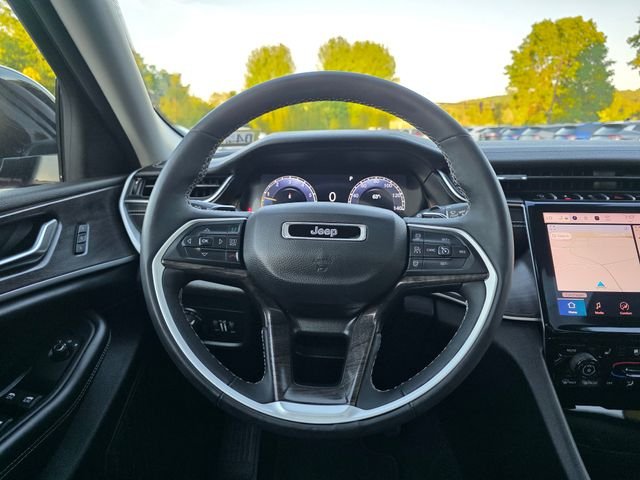 Used 2023 Red Jeep Limited image 26