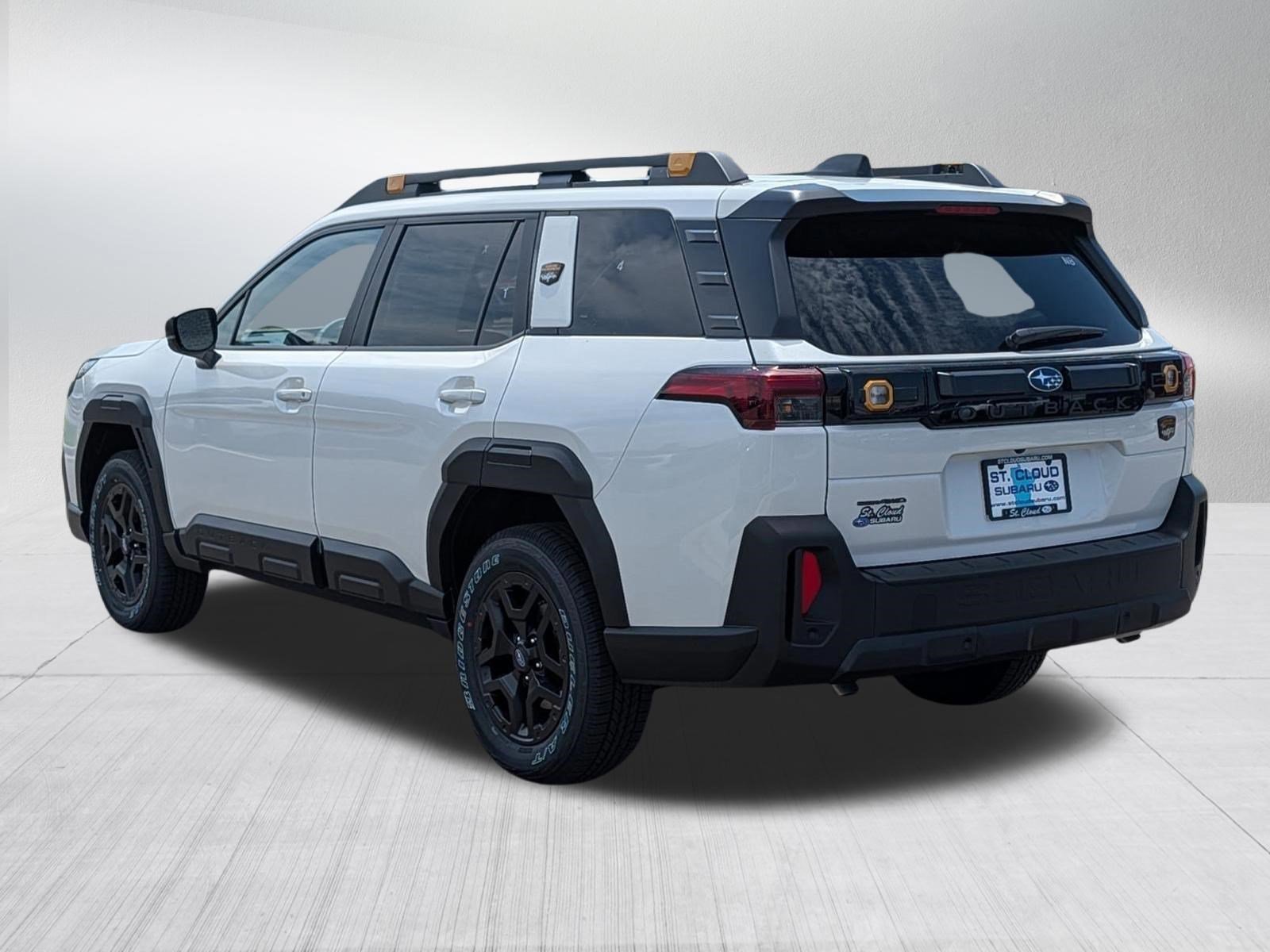 New 2026 CRYSTAL WHITE PEARL Subaru Wilderness image 3