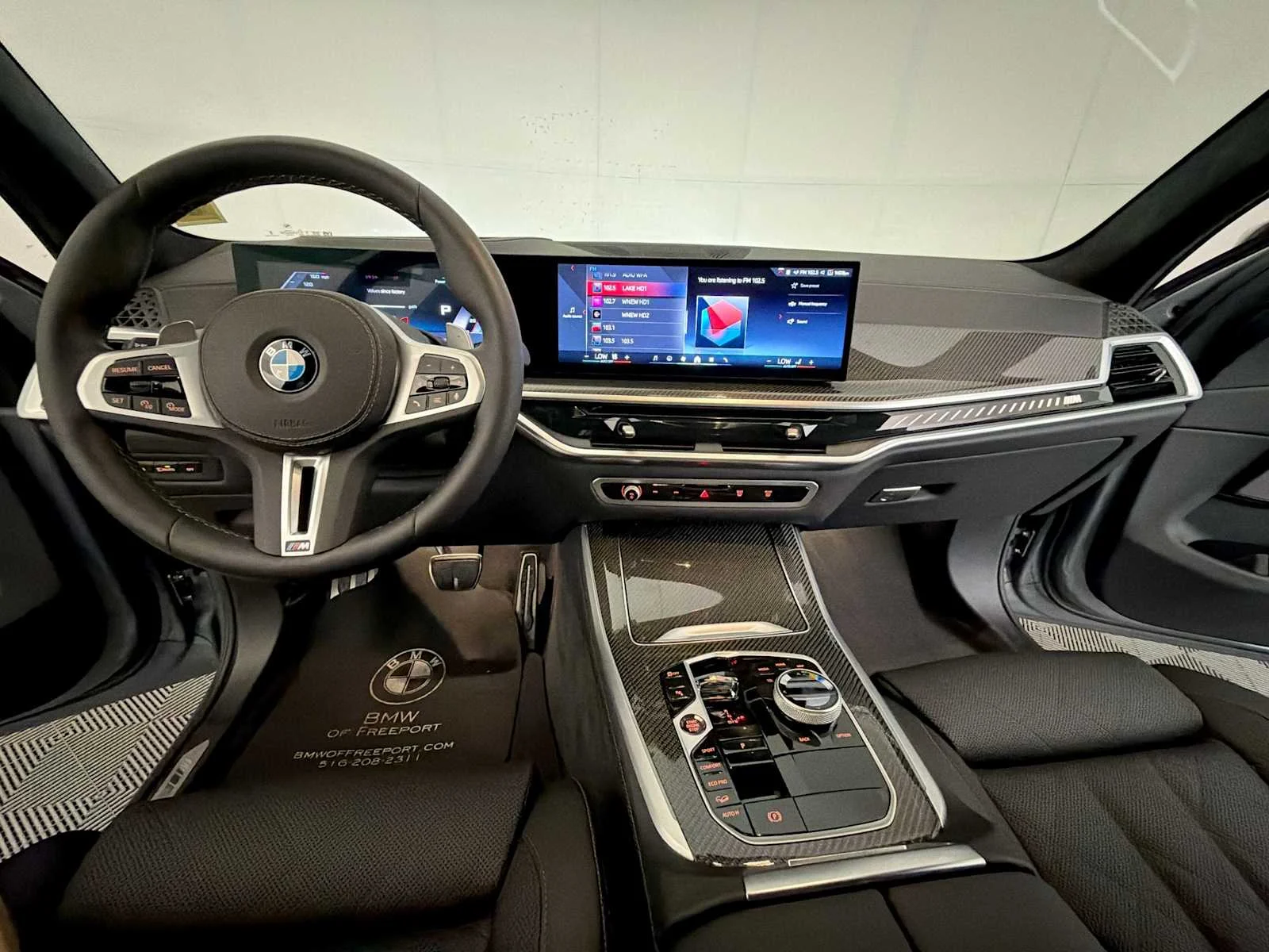 2026 BMW X5 M60i - Photo 14
