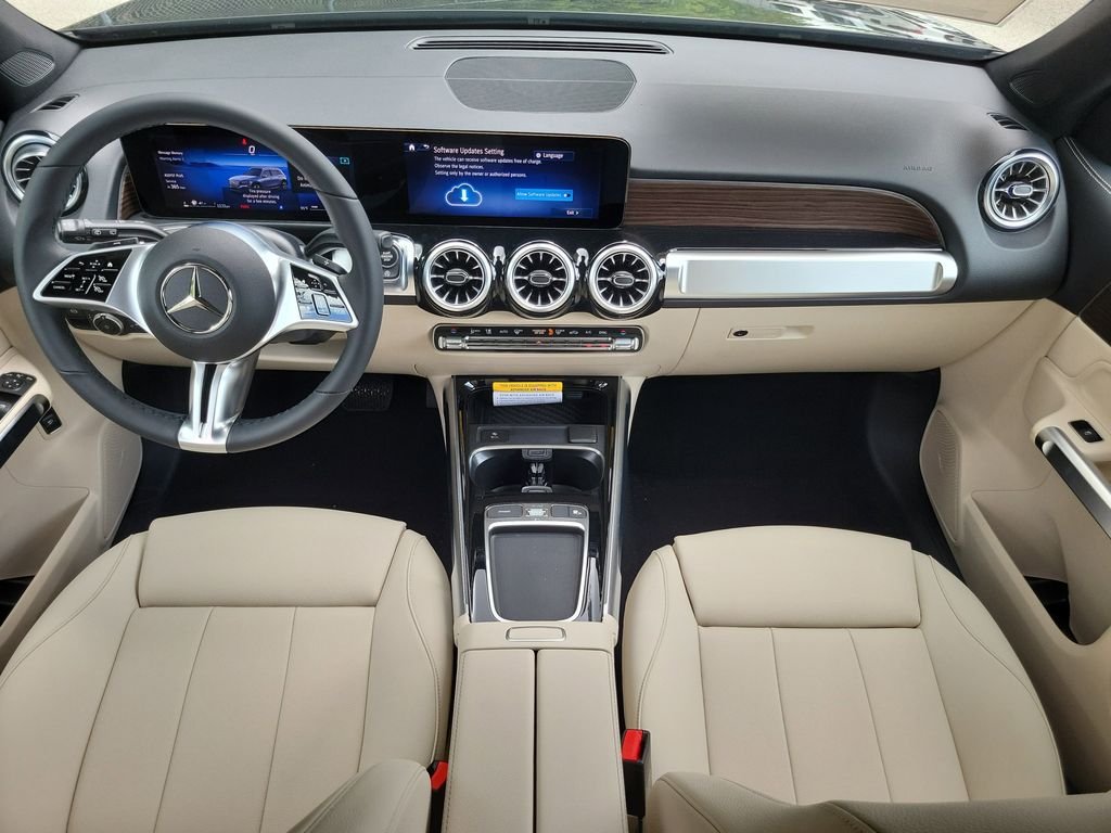 New 2026 Night Black Mercedes-Benz GLB 250 image 13