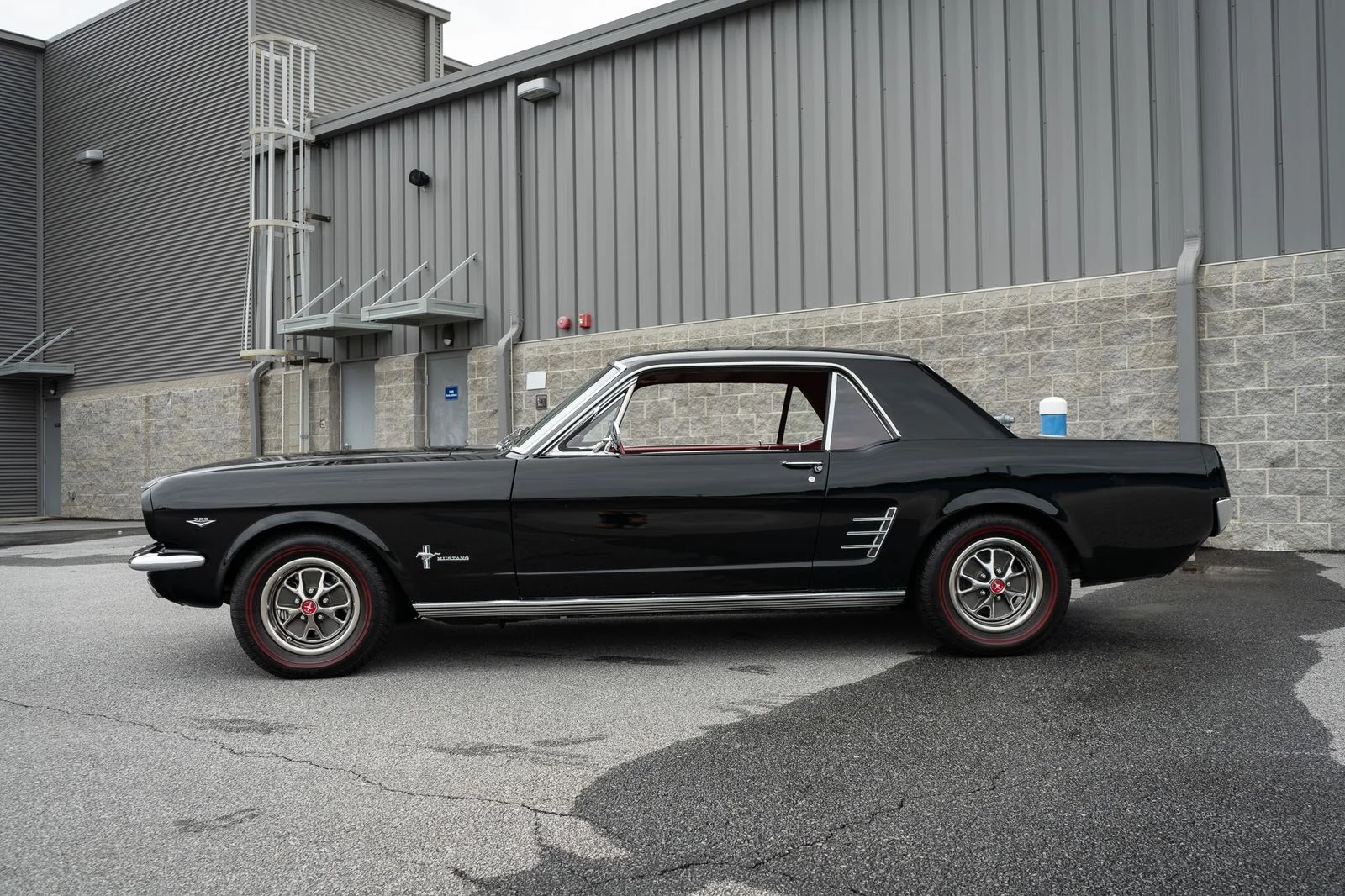 Used 1966 Black Ford  image 7