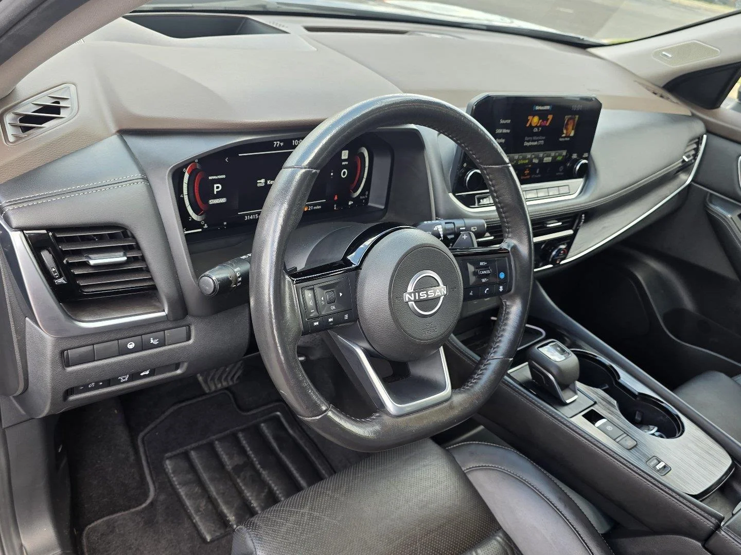 Used 2023 Gun Metallic Nissan Platinum image 11