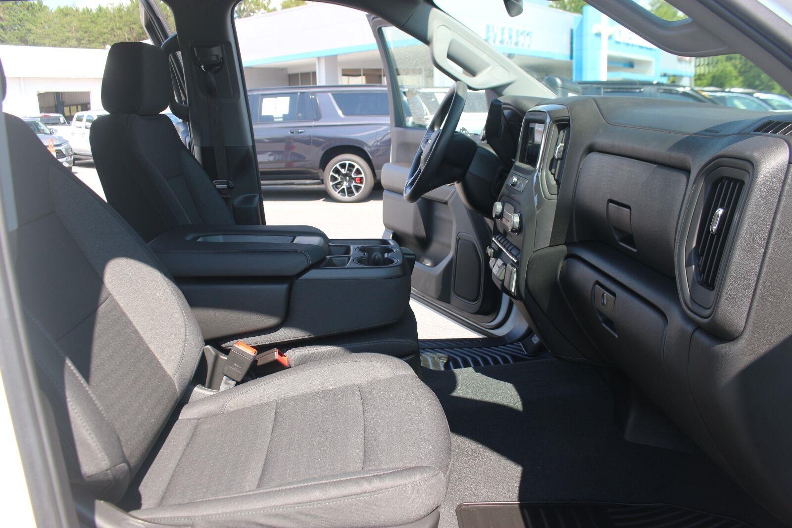 Used 2026 Summit White Chevrolet Custom image 35