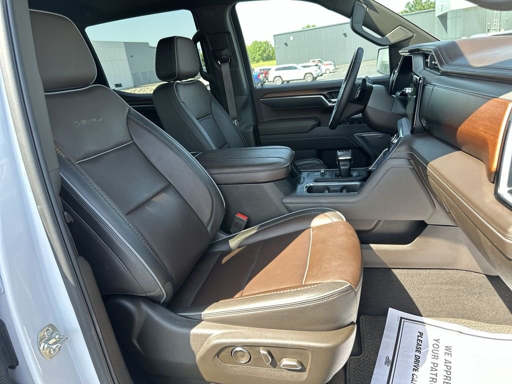 Certified Used 2025 White GMC Denali image 31
