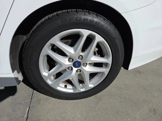 Used 2016 White Ford SE image 11