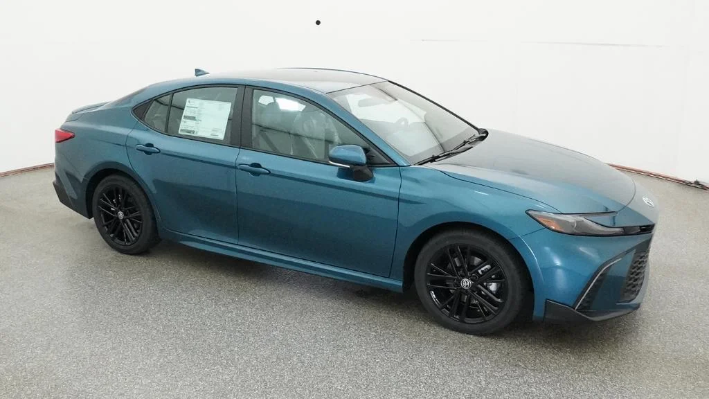 New 2026 Ocean Gem Toyota SE image 44