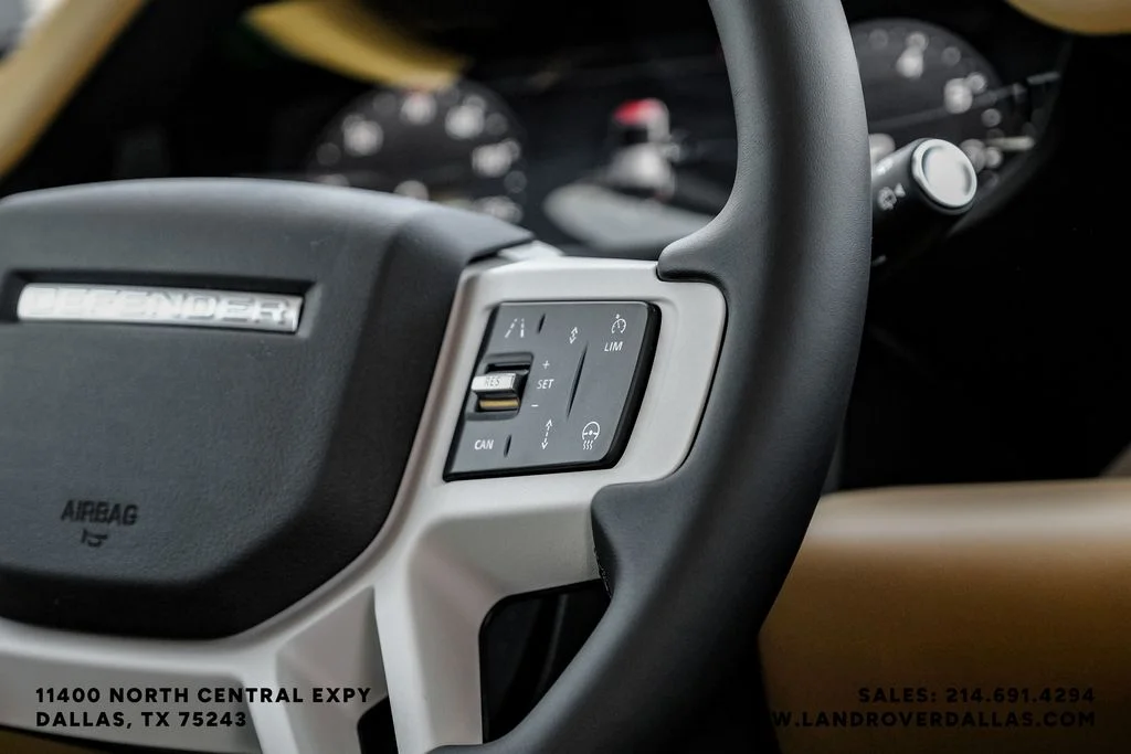 New 2026 Fuji White Land Rover S image 15