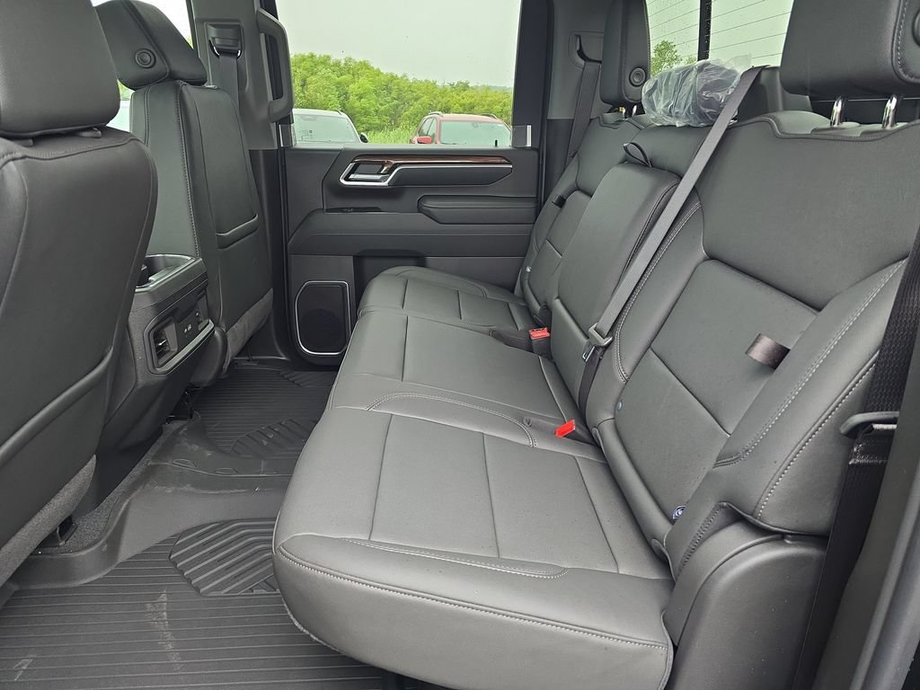 New 2026 Black Chevrolet LT image 26