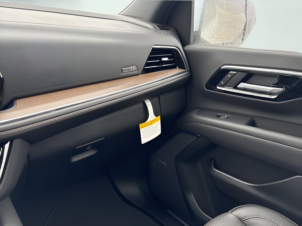 2026 Chevrolet Suburban High Country - Photo 25