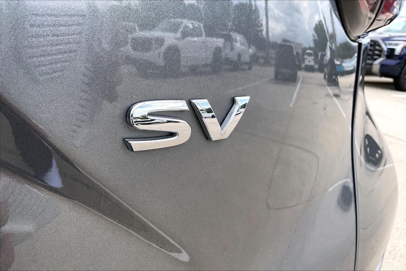 Used 2023 Gun Metallic Nissan SV image 10