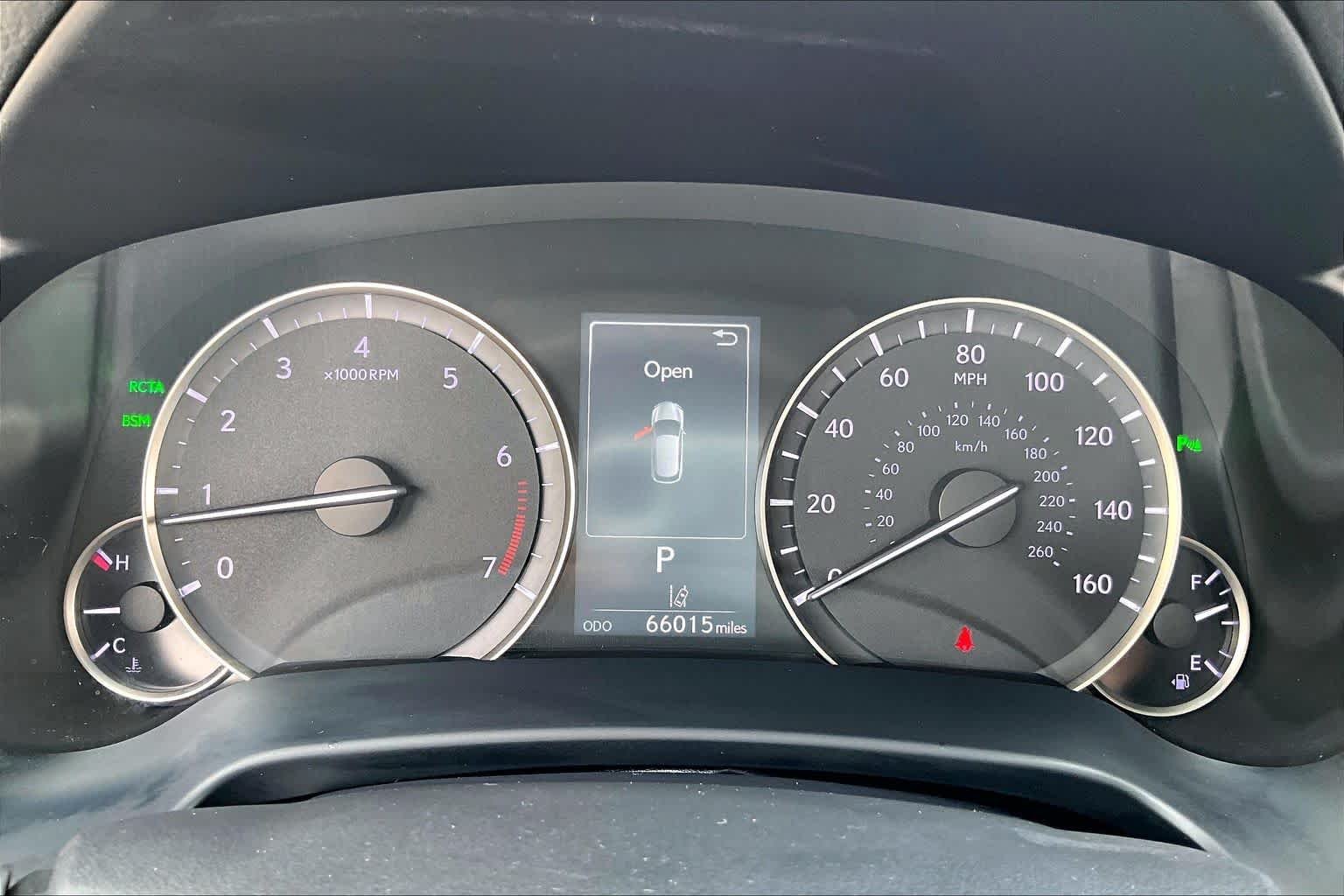 Used 2019 Atomic Silver Lexus  image 23