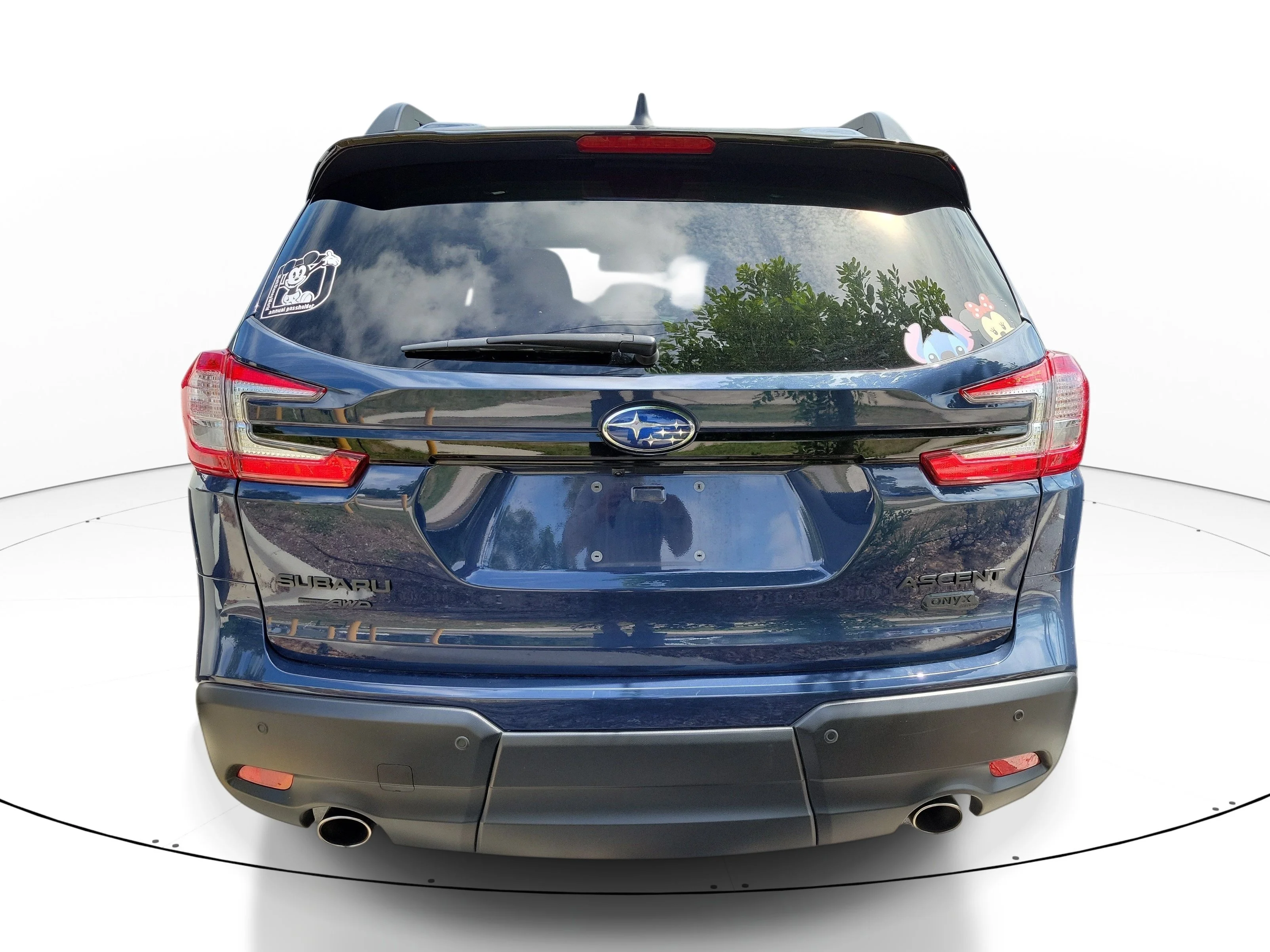 Used 2025 Cosmic Blue Pearl Subaru Onyx Edition Touring image 5