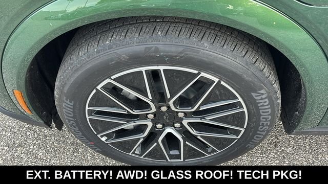 New 2026 Eruption Green Metallic Ford Premium image 32