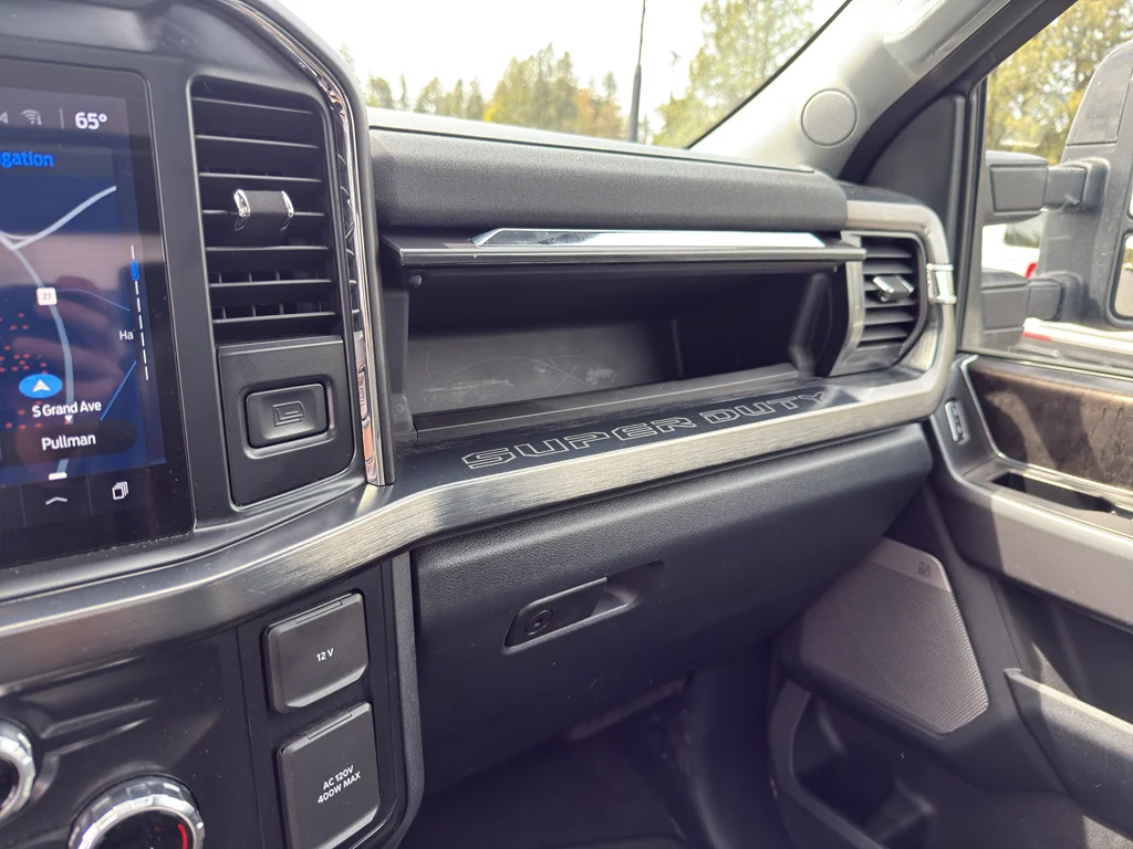 Used 2025 Antimatter Blue Metallic Ford LARIAT image 24