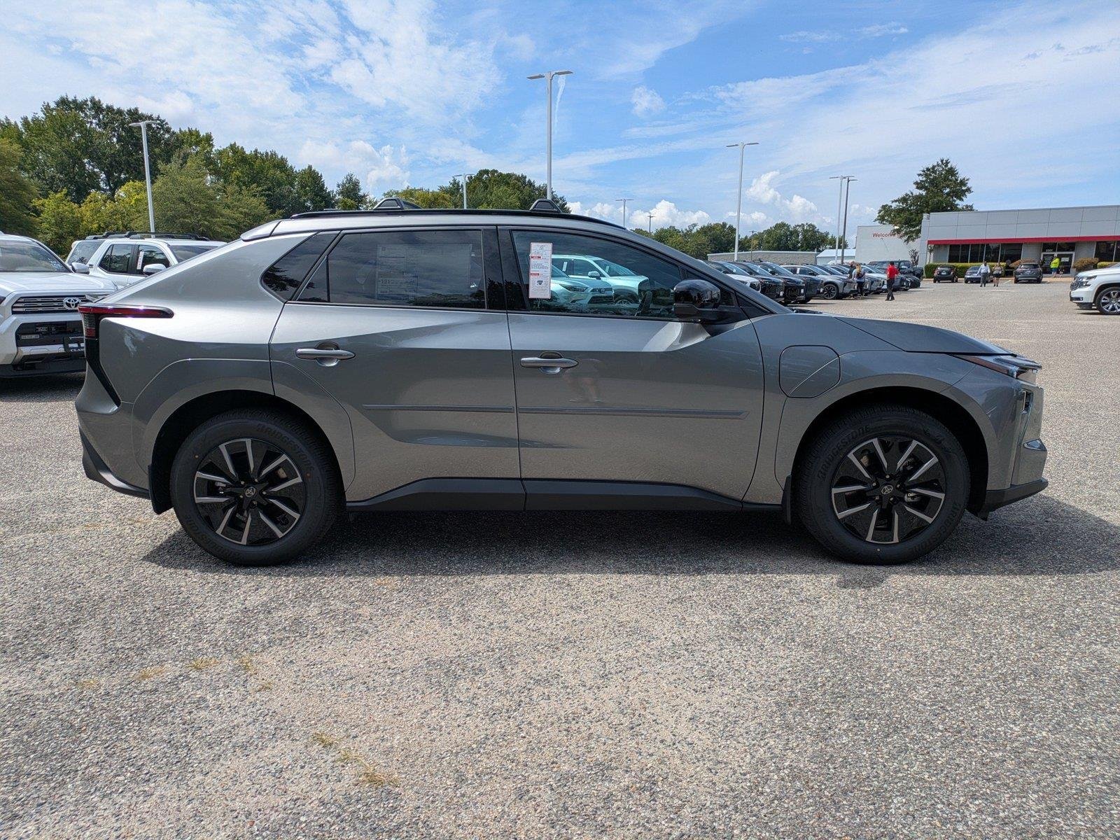 New 2026 Heavy Metal Toyota XLE image 3