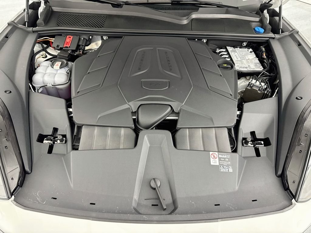 Used 2026 White Porsche Base image 31
