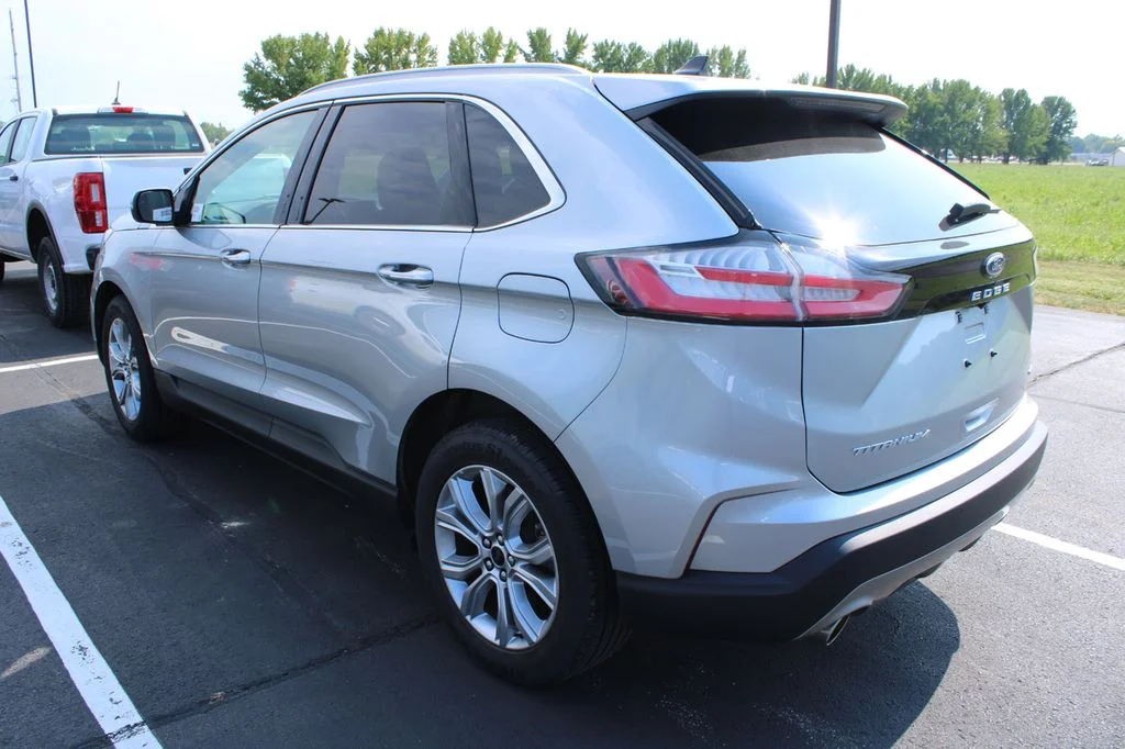 Certified Used 2024 Silver Metallic Ford Titanium image 8