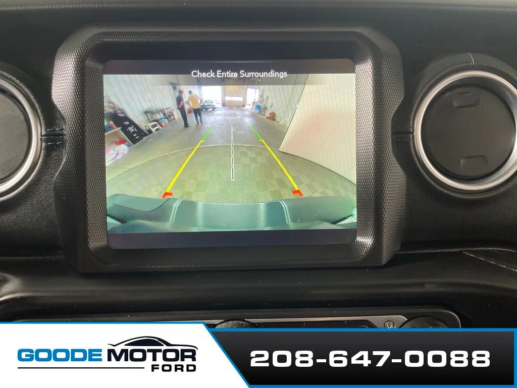 Used 2023 Gray Jeep Rubicon 4xe image 16