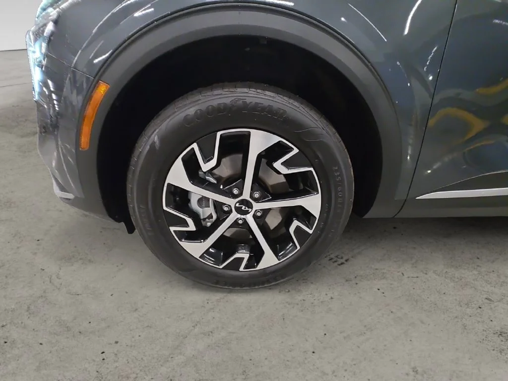 Used 2025 Gray Kia EX image 13