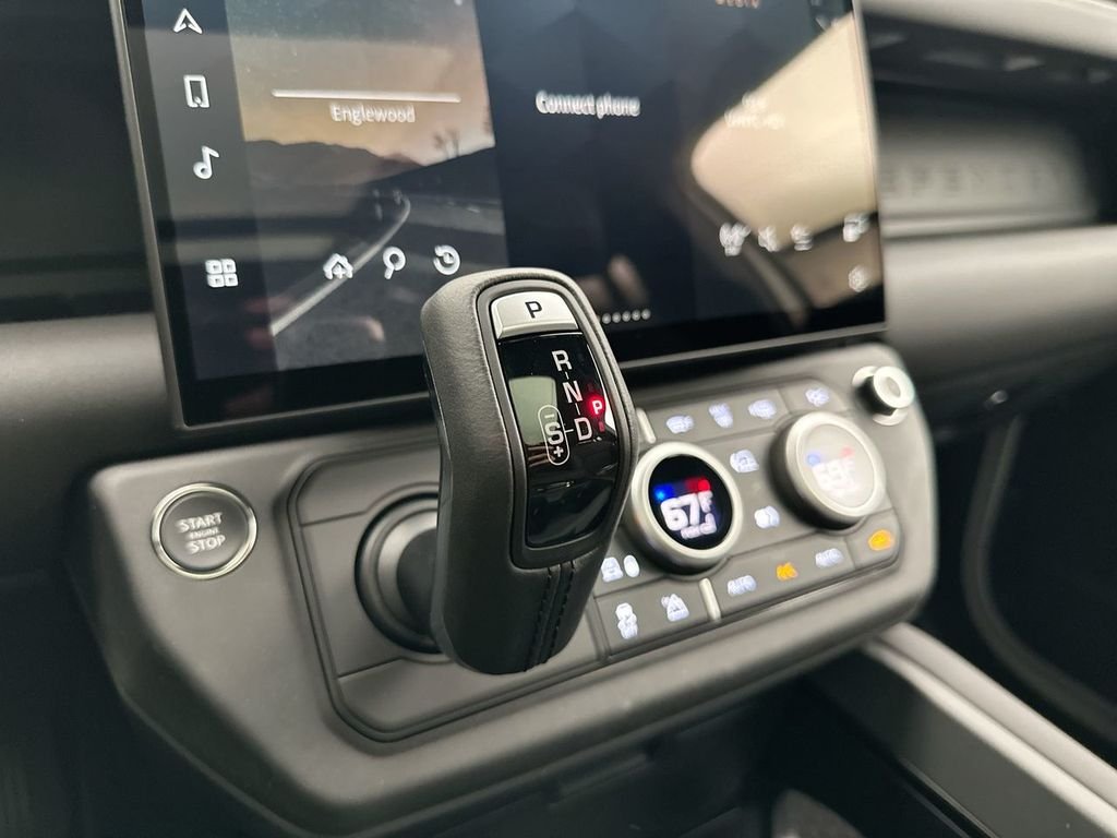 New 2026 Fuji White Land Rover S image 12