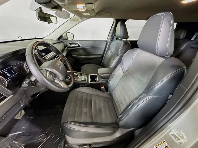 Used 2023 Alloy Silver Metallic Mitsubishi SE image 21