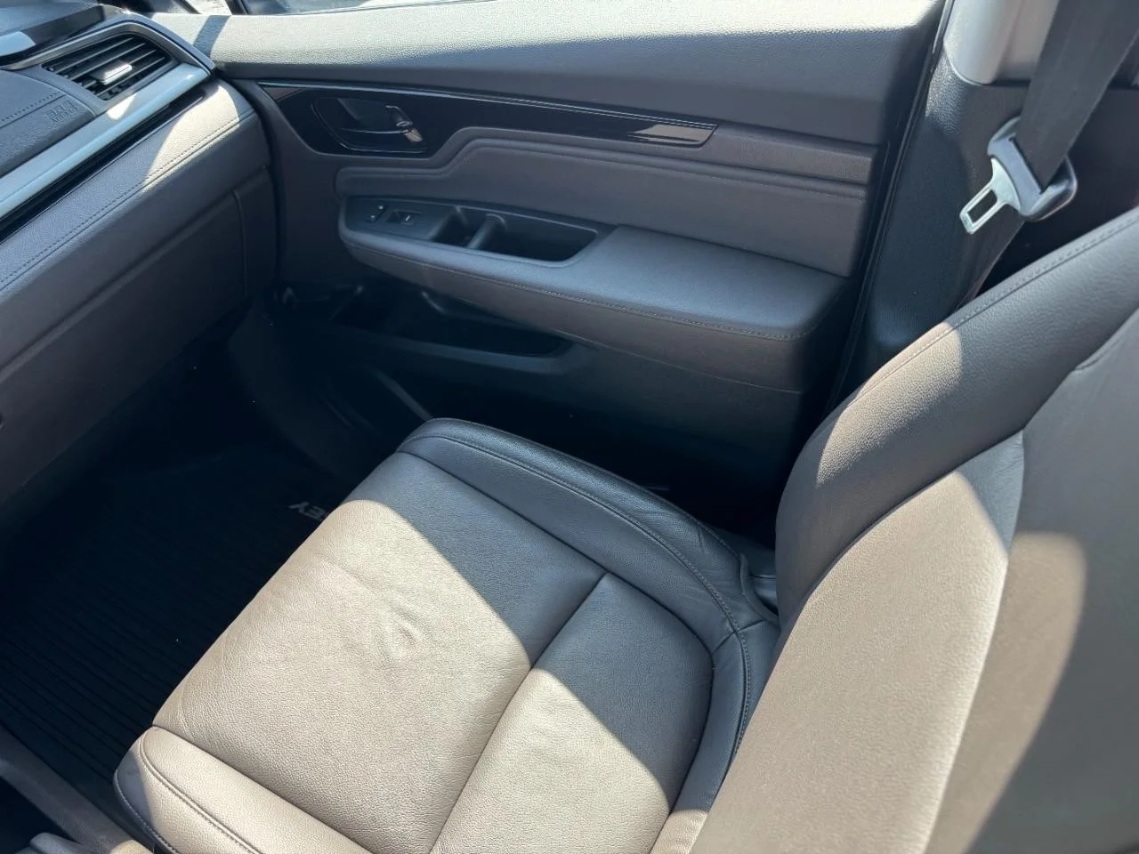 2023 Honda Odyssey Touring - Photo 17