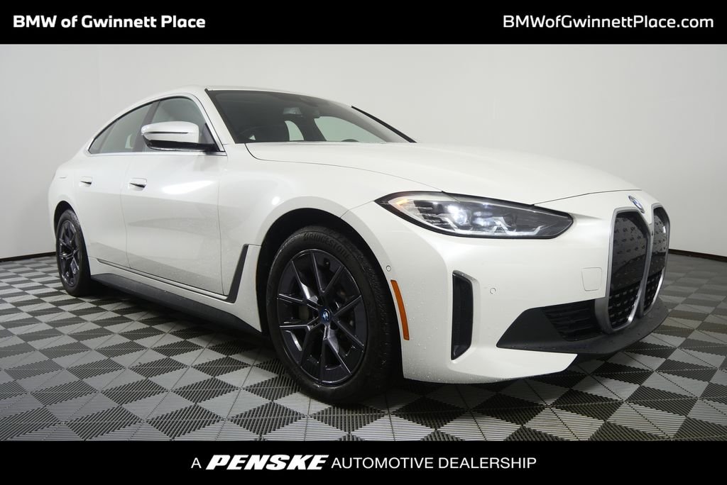 2023 BMW i4 eDrive35's photo