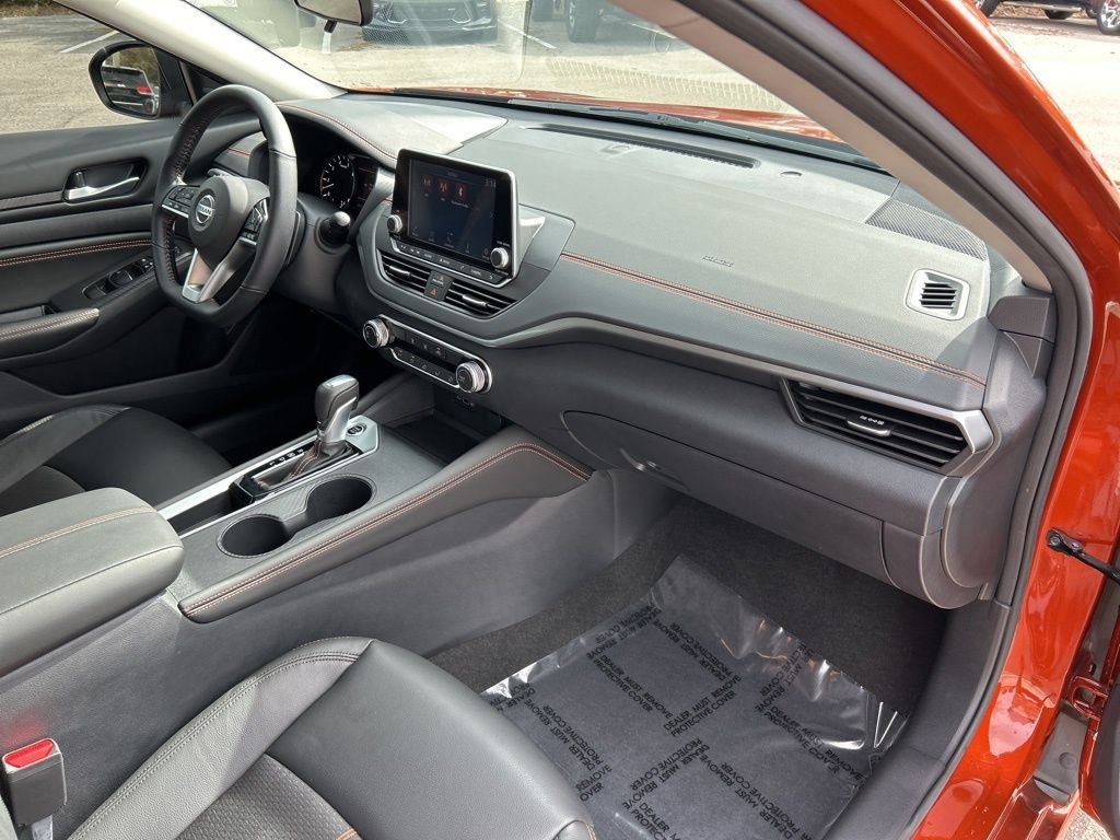 Used 2021 Orange Nissan 2.5 SR image 45