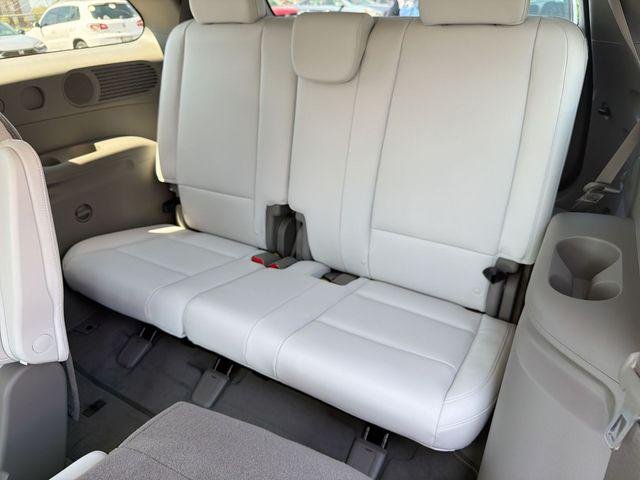 New 2026 Silver Hyundai SEL Premium 7P image 28
