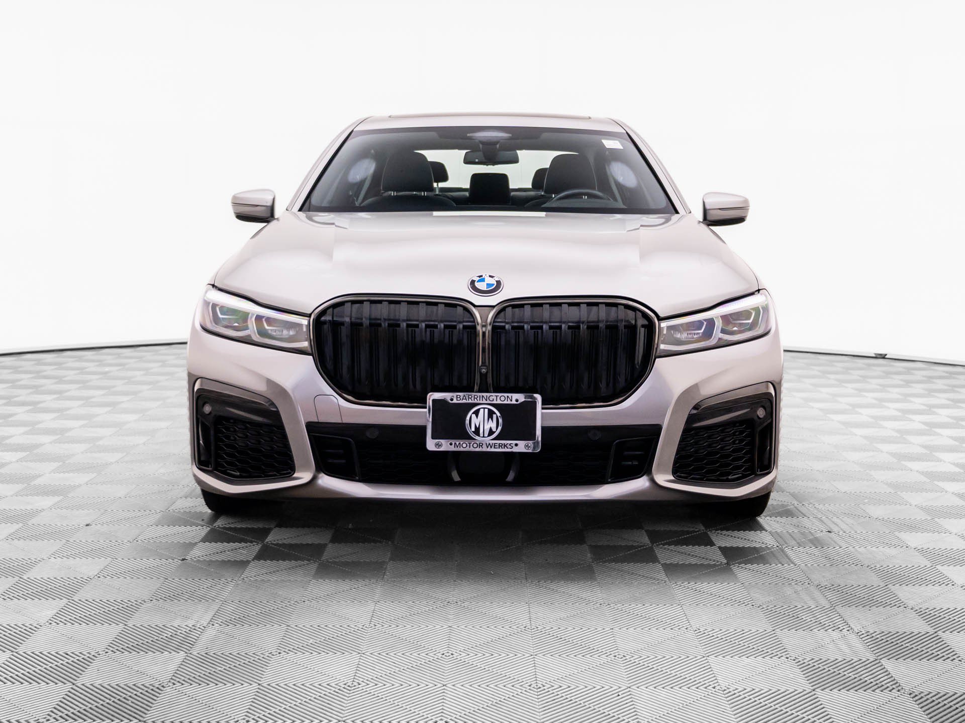 Used 2022 Donington Grey Metallic BMW 750i xDrive image 10